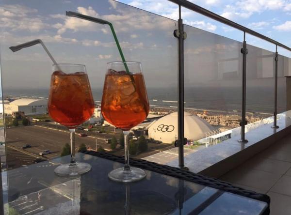 Summerland mamaia view, Varaa  Edulliset hotellit Constanta:ssä