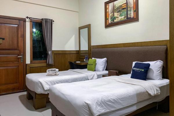 Urbanview Alfiya Hotel Lampung by RedDoorz, Varaa Hotelli Lampung Sumatra