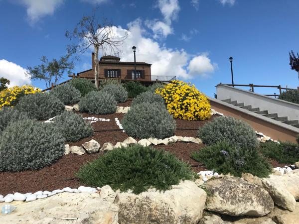 Love Nests by The Bell Tower Lodge, Varaa  Palidoro hotellit, joissa on uima-allas, Uima-allas