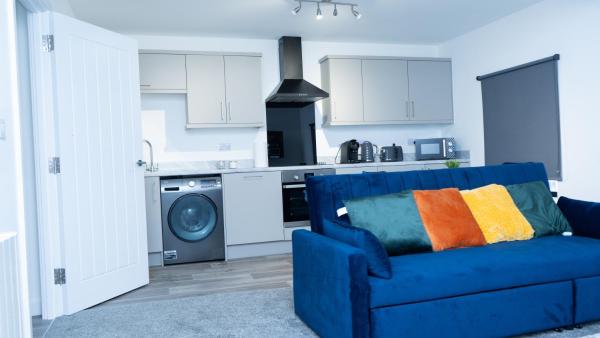 1BR Sleeps 4, 3 mins from City centre & Local Gems, Varaa  Burton on Trent 