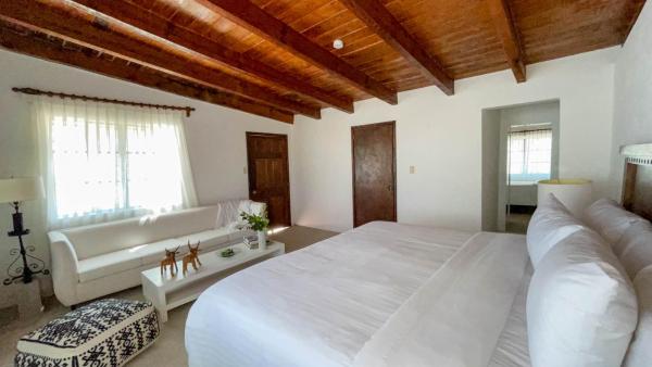 Tierra y Amor San Miguel de Allende, Varaa  El Bajio hotellit, joissa on pysäköinti, Pysäköinti