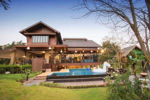 Naralin Khao Yai Mountain View Pool Villa, Varaa  Central Thailand hotellit, joissa on uima-allas, Uima-allas