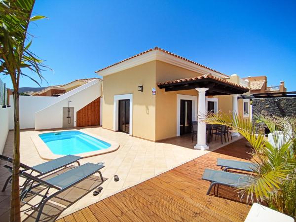 Surf Dream Villa, Varaa  Canary Islands hotellit, joissa on uima-allas, Uima-allas