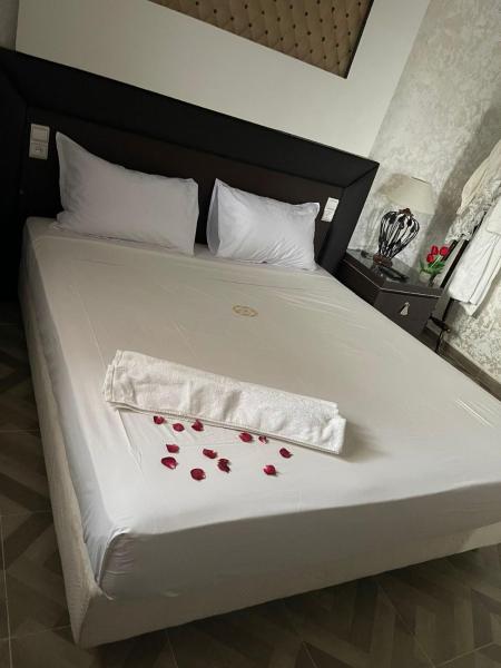 Villa Amiraa, Varaa  Hotellit Marrakech-Tensift-Haouz pysäköinnillä, Pysäköinti