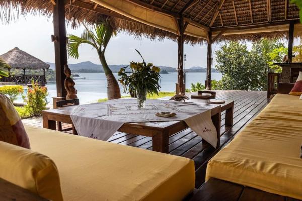 Villa ylang ylang, Varaa  Hotellit Dianan maakunta uima-altaalla, Uima-allas