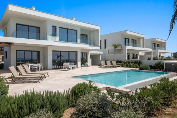 Serenity Waves Villa 6, Varaa  Sophtadhes Larnaka