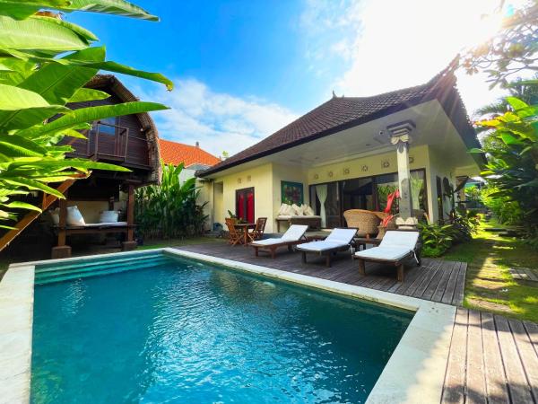 Traditional 2Br Private Pool Villa in the Heart of Canggu, Berawa, Varaa  Bali hotellit, joissa on uima-allas, Uima-allas