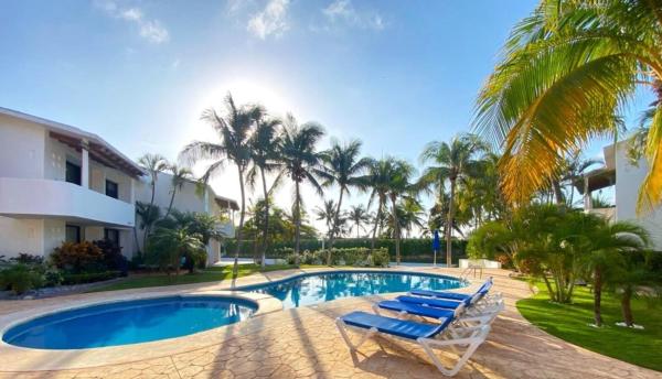 Villa Ángeles - Elegancia en la Zona Hotelera, Varaa  Quintana Roo hotellit, joissa on uima-allas, Uima-allas