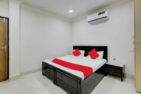 Hotel O Royal, Varaa  West Bengal hotellit, joissa on pysäköinti, Pysäköinti