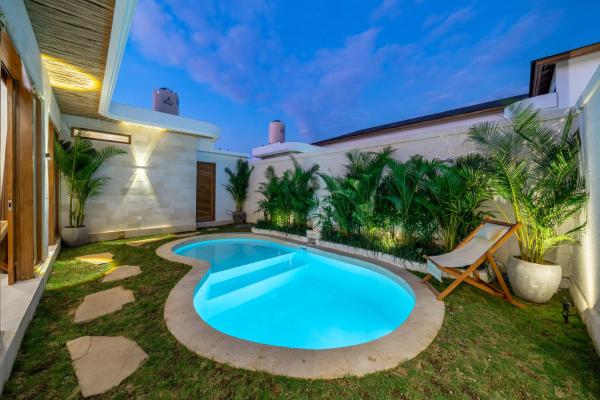 Bali Bliss - Dip into Paradise Brand New 2BDR Villa with Private Pool, Varaa  Bali hotellit, joissa on uima-allas, Uima-allas
