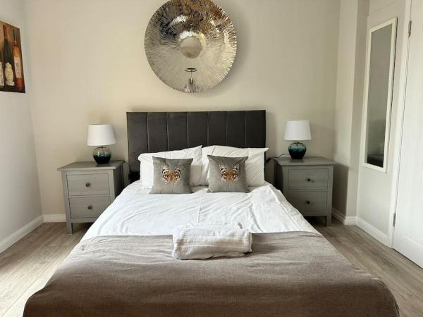 Studios 4&5 - Dedworth Road, Windsor, Varaa  Windsor Berkshire