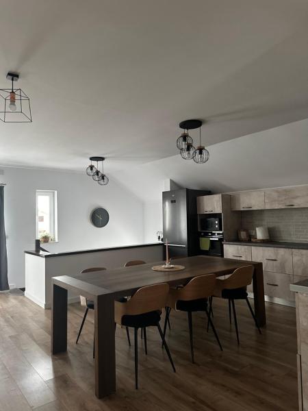 Vila Oasis, Varaa  Oradea 