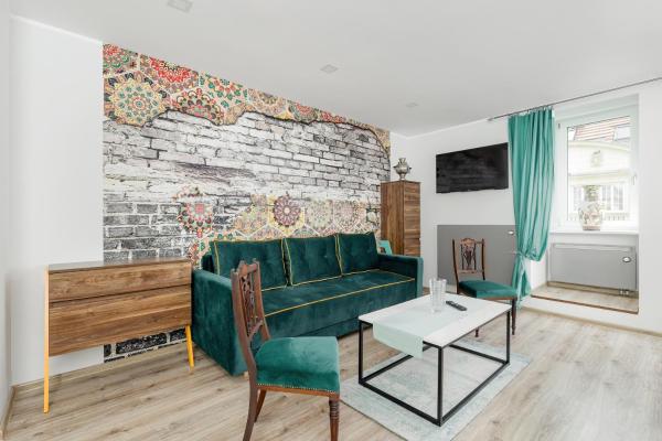 Nowoczesne i Stylowe Apartamenty w Centrum Bytomia Blisko Rynku by Noclegi Renters, Varaa  Edulliset hotellit Sleesia:ssä