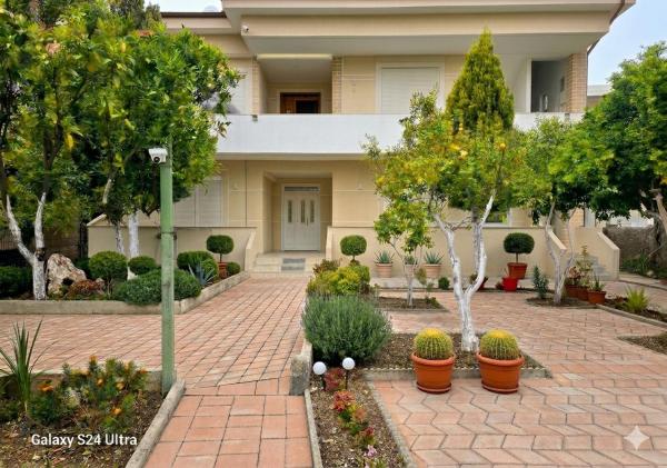 Villa Sinomati, Varaa  Vlorë Vlorë County