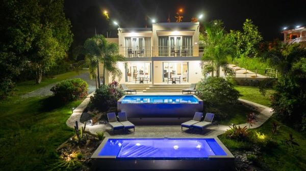 Rincon View Suites, Varaa  Hotellit Aguadilla uima-altaalla, Uima-allas