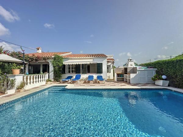 Villa Jones, Varaa  Cala'n Porter Menorca