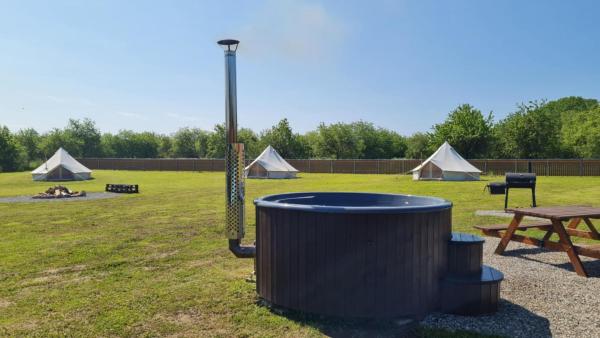 Salomon Glamping, Varaa Leirintäalue Mooste 
