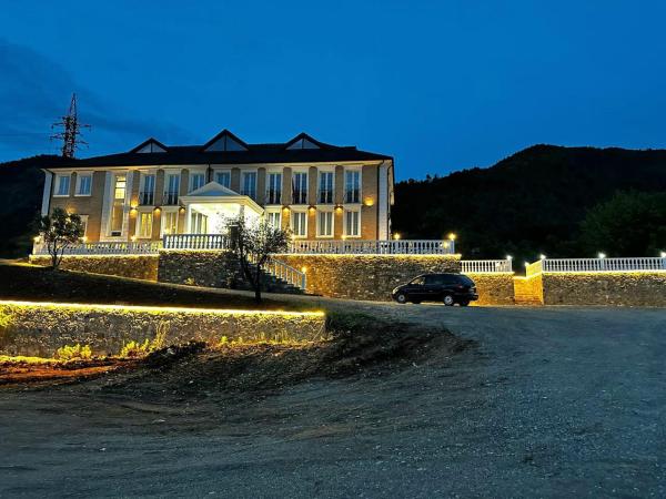 Hotel Rubin, Varaa  Rubik 