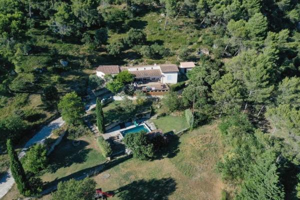 Villa au calme dans le Luberon avec piscine, Varaa  Cheval-Blanc Luberon