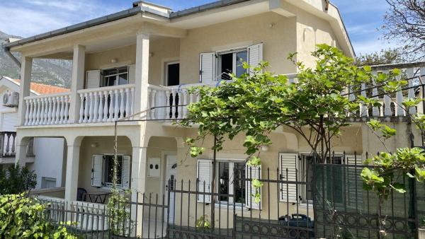 Stan-apartman, Apartment, дом, Varaa Huoneisto Dobra Voda Bar County
