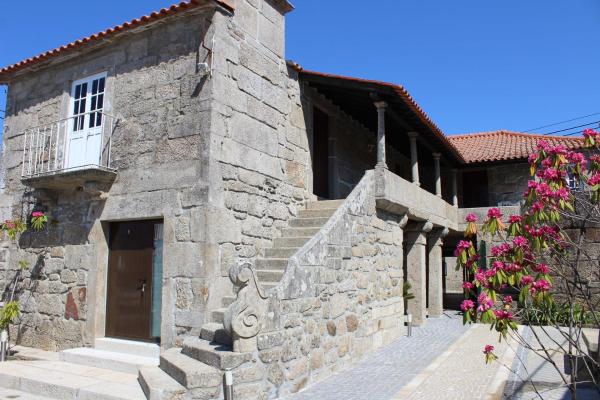 Alojamento Local Boega Hotel - Casas Boega I e II, Varaa  Norte Region hotellit, joissa on uima-allas, Uima-allas