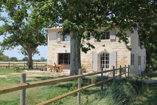 Le Mazet De Jean, Varaa Bed and Breakfast Le Cailar 