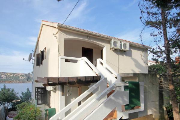 Apartments by the sea Stara Novalja, Pag - 9347, Varaa Huoneisto Stara Novalja 