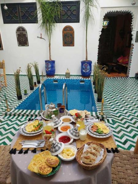 Riad Zaid, Varaa  Hotellit Marrakech-Tensift-Haouz uima-altaalla, Uima-allas