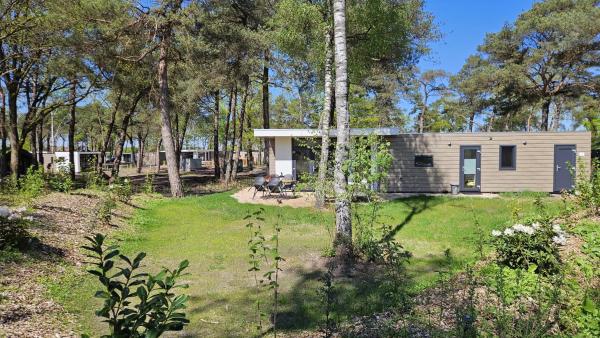 Villa Hutspot, Varaa  Overijssel hotellit, joissa on pysäköinti, Pysäköinti