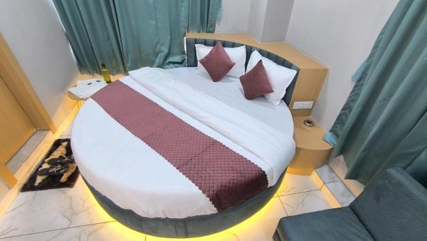 Hotel The Legend, Varaa  Ahmedabad Gujarat