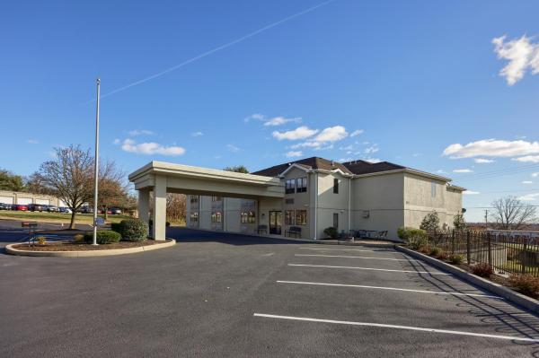 Lititz Pointe Inn and Suites, Varaa  Lititz Pennsylvania