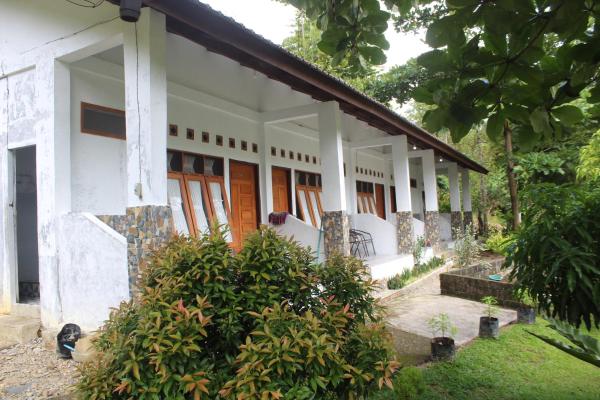 Green View Guest House only treking with US, Varaa  Bukit Lawang 