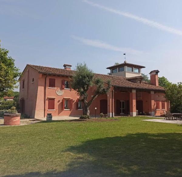 Residence La Castellana, Varaa  Salvatronda 