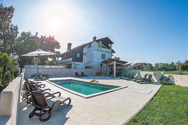 Villa Paolija apartment No 3, Varaa  Bužinija Istria