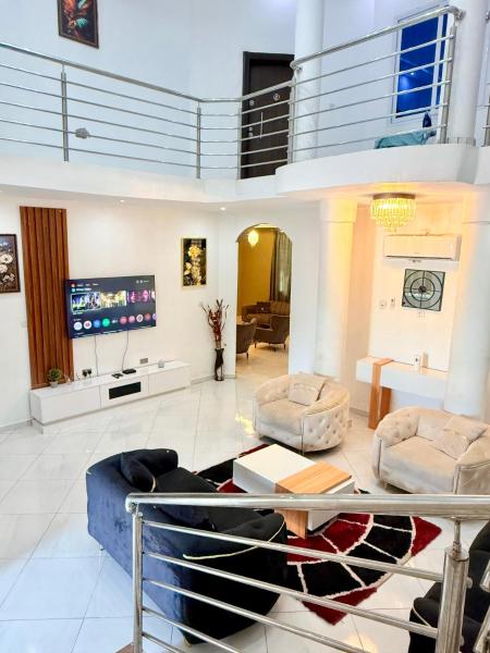 Nanani Luxury Villa - 3 Bedrooms, Varaa  Kumasi 