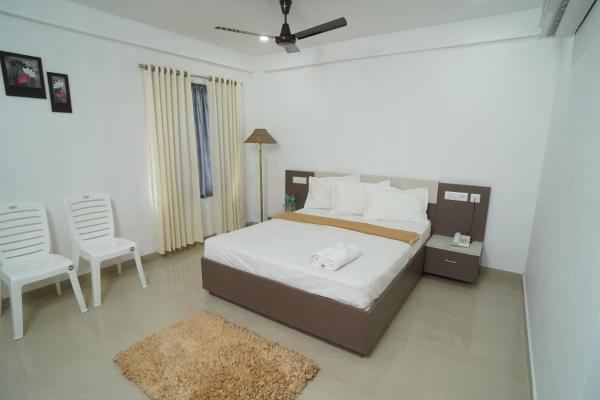 SN ROOMS, Varaa  Perumbavoor 