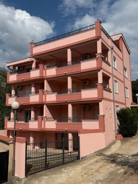 Yu&li Rose Apartments Adriatic, Varaa Huoneisto Bar Bar County