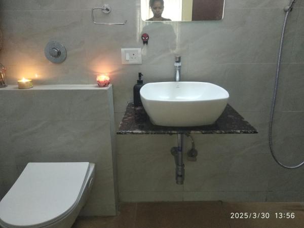Meghas Homestay, Varaa  Hotellit New Delhi pysäköinnillä, Pysäköinti
