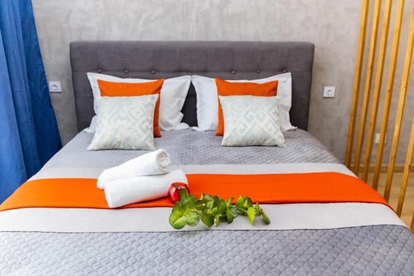 ЖК FourSeasons Красивая 1-комнатная квартира Рядом с Mega Almaty, Varaa Huoneisto Hotellit Almaty Region pysäköinnillä, Pysäköinti
