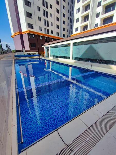supreme living apartments with amazing city views, swimming pool, fully equipped gym, ample parking space and proximity to major shopping malls, Varaa  Nairobi Hotellit...