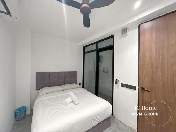 Room l 4min Walks to Pelangi Plaza, Varaa  Johor Bahru Johor