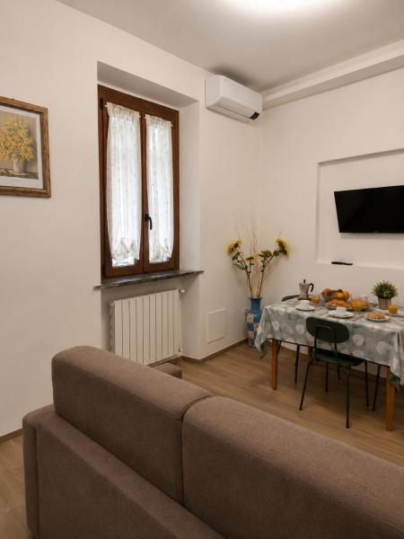 La Casa In Fiera - San Siro a 7 minuti, Varaa  Hotellit Pero pysäköinnillä, lähellä Pero, Pysäköinti