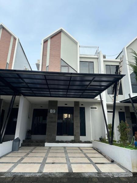 Kalea Villa, Varaa  Tlekung East Java