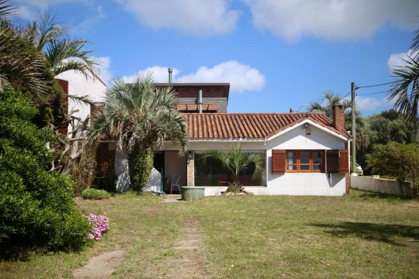 Casa frente al mar, Varaa  Costa Azul Rocha