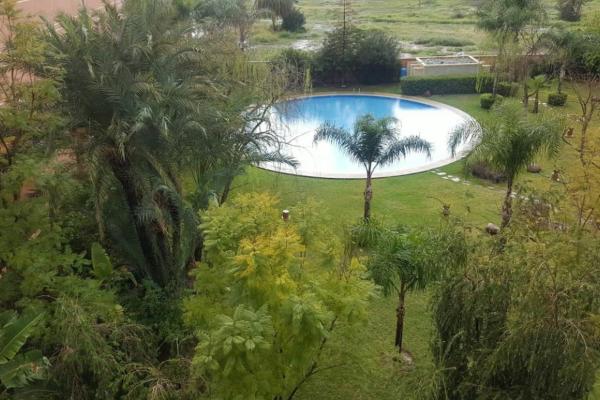 Appartement de prestige au quartier de l’Hivernage, Marrakech, Varaa  Hotellit Marrakech-Tensift-Haouz pysäköinnillä, Pysäköinti