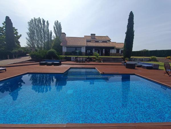 La Traviesa,Villa de Lujo de 500 m. en el Campo con Piscina, Varaa  Campo Arcís Valencia Community