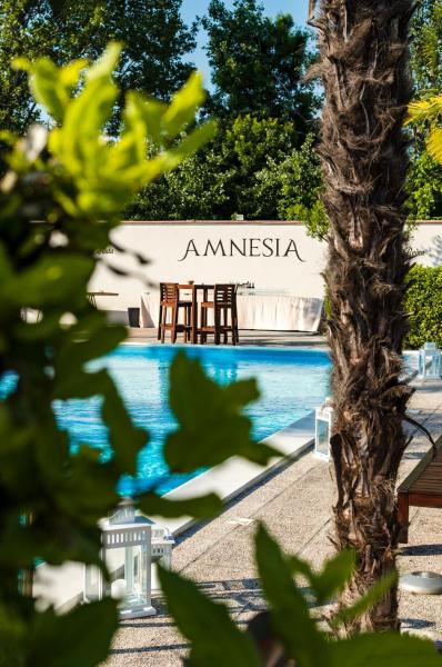 AMNESIA VILLAS, Varaa  Borghetto Marche