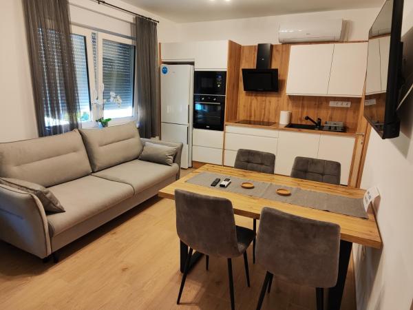 SzeCu Apartmanház, Varaa  Paks Tolna