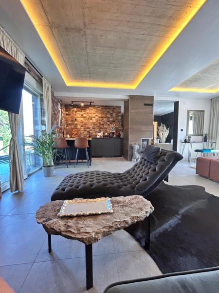 Secret Place apartments, luxury and spa, Varaa Huoneisto Zdenci Brdovečki 