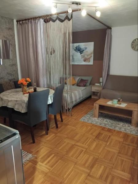 Studio apartman Vuković 4 zvjezdice, Varaa  Bizovac 